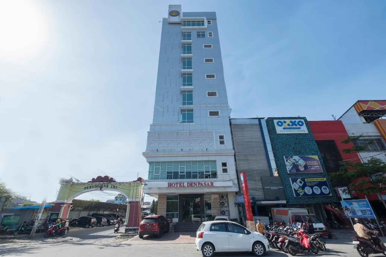 Oyo 1114 Hotel Denpasar Макасар Екстериор снимка