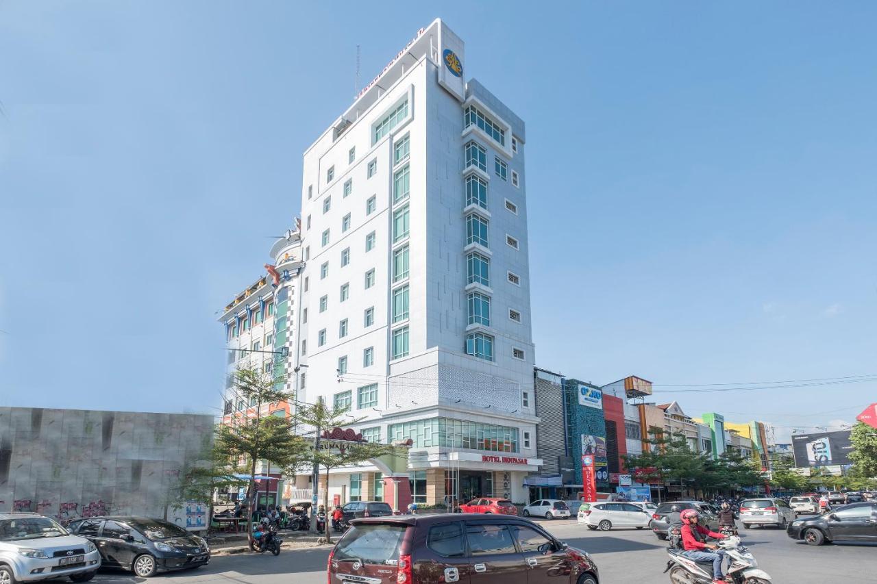 Oyo 1114 Hotel Denpasar Макасар Екстериор снимка